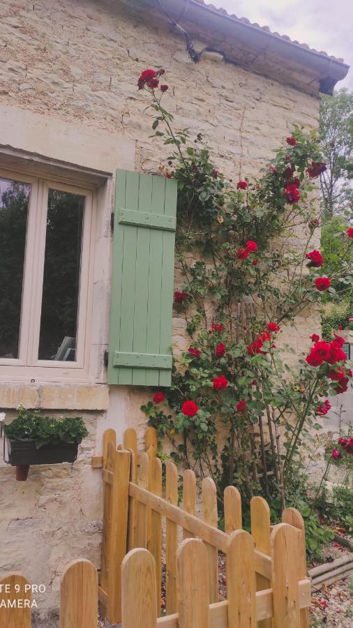 Le Gite "La Belle Epoque" Classe 3 Etoiles Tanlay Exterior photo